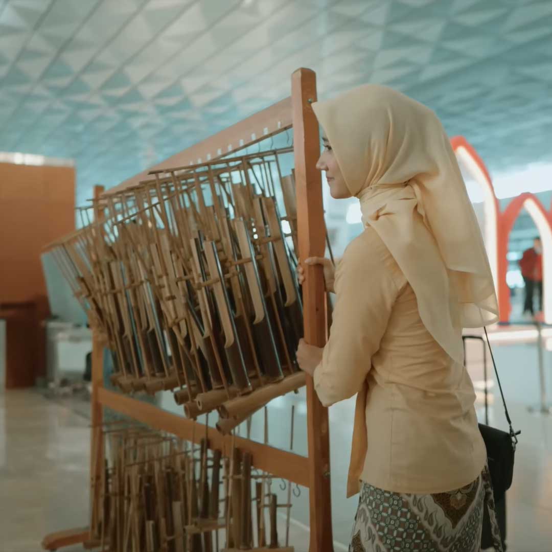 Penyewaan Set Angklung Akompanimen dan Cuk Picture