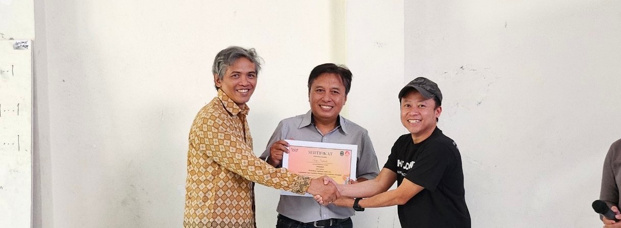 Workshop Angklung Centre 101 : Aransemen Lagu Angklung Dengan Software Klungbot