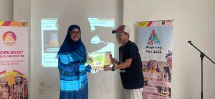 Workshop Angklung Centre 101 : Mempersiapkan Tim Angklung untuk Festival