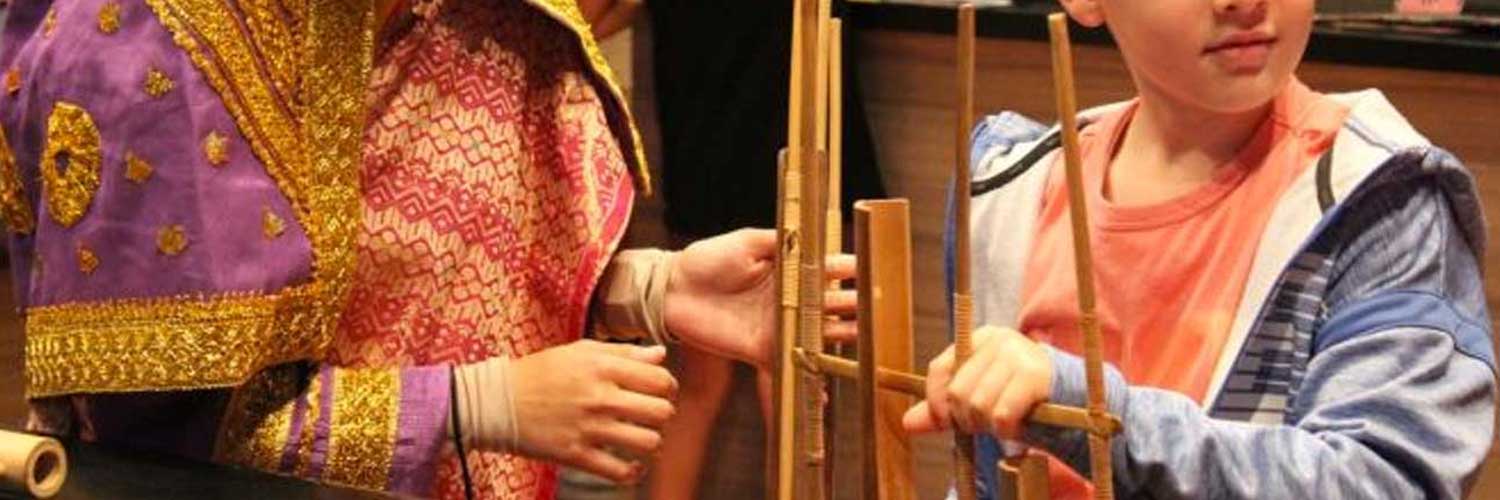 Angklung dan Pendidikan Anak: Merajut Harmoni dalam Pembelajaran Picture