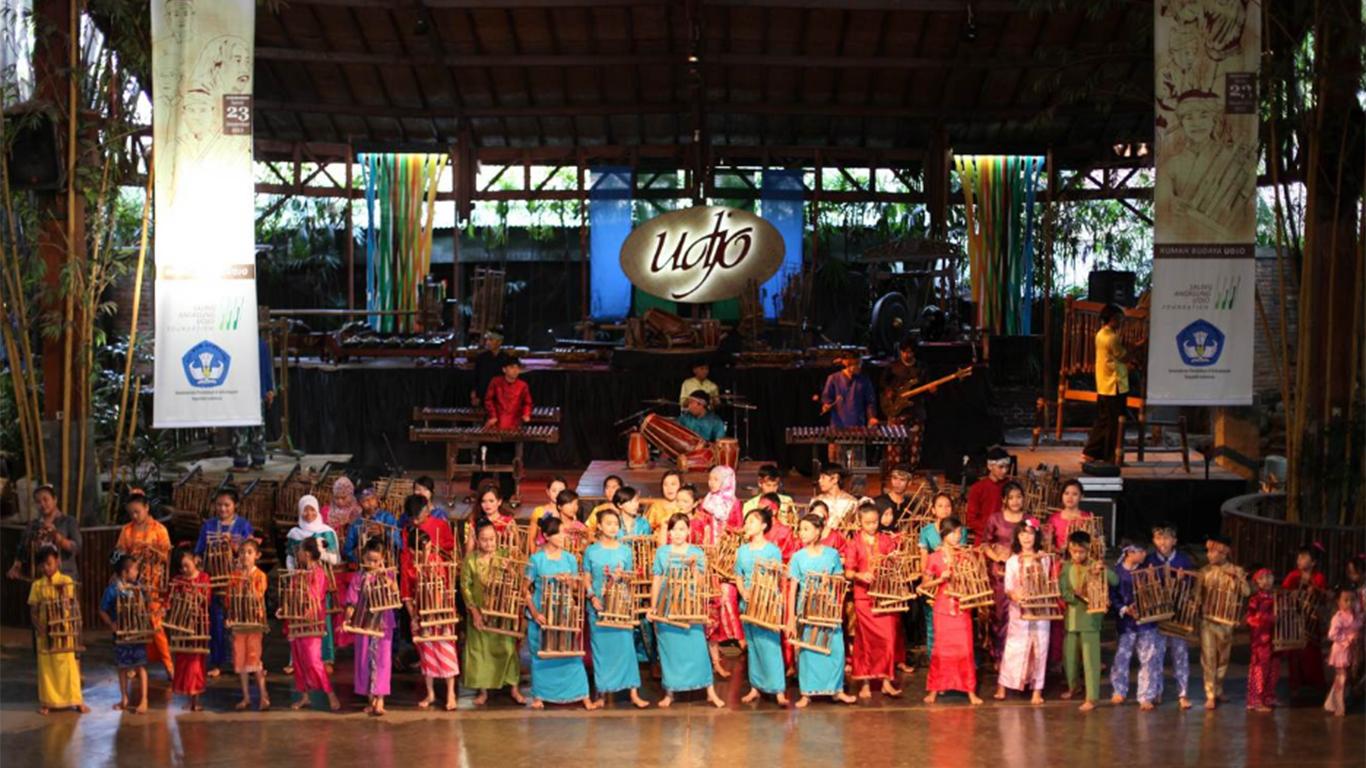 Saung Angklung Udjo