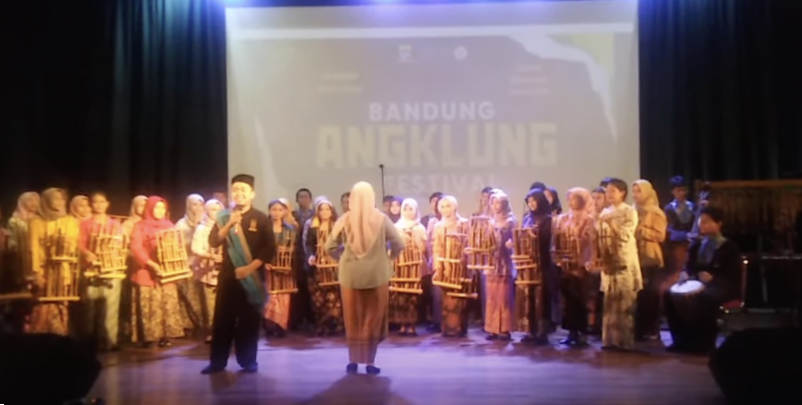 Achor (Angklung SMPN 44 Bandung)