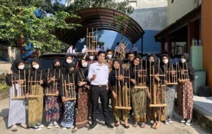 Angklung SMPN 43 Bandung